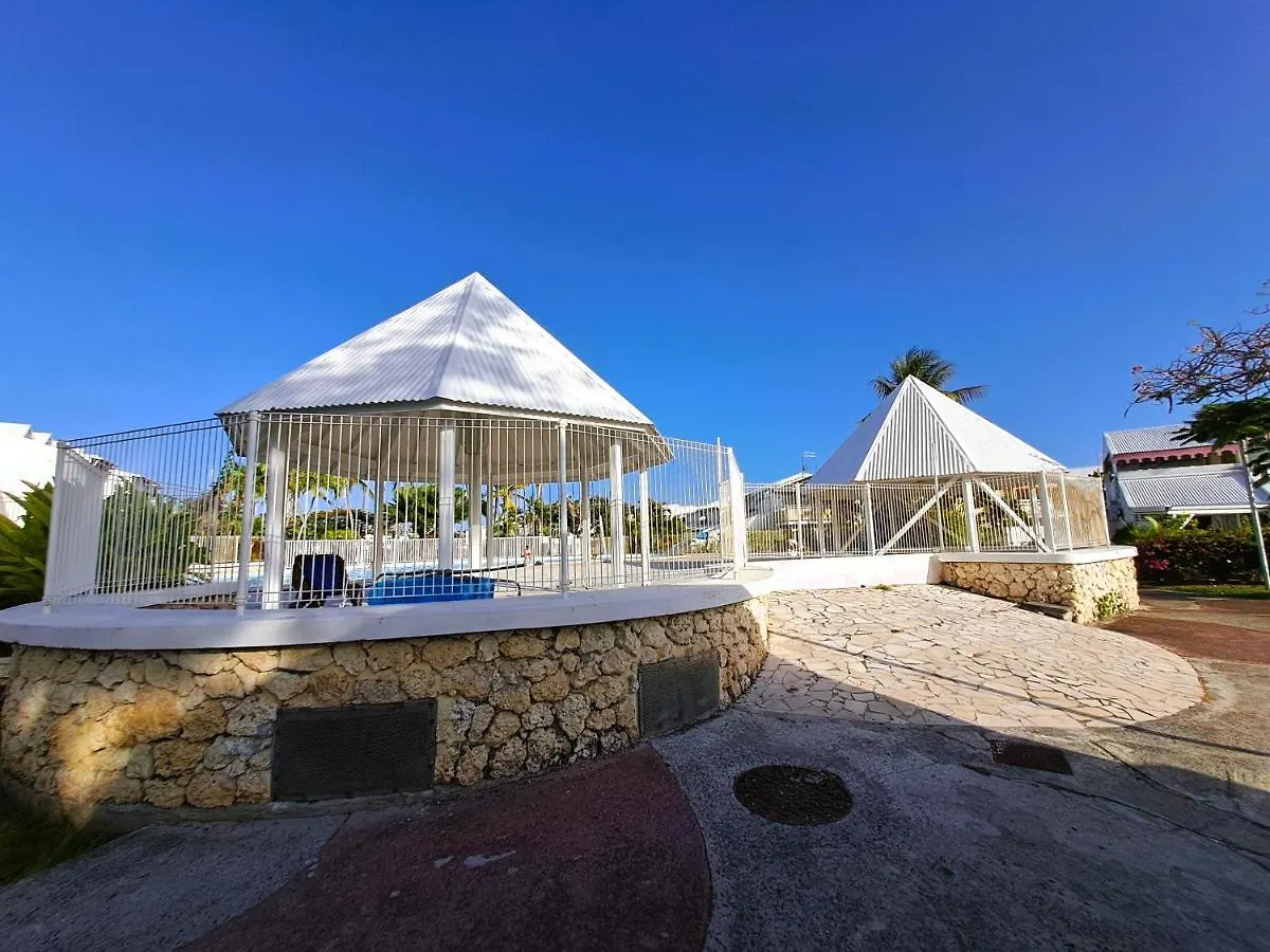 Apartment Appartement Terrasse Marina St Francois Saint-Francois